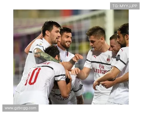 曼联中卫告急仅余约罗海文